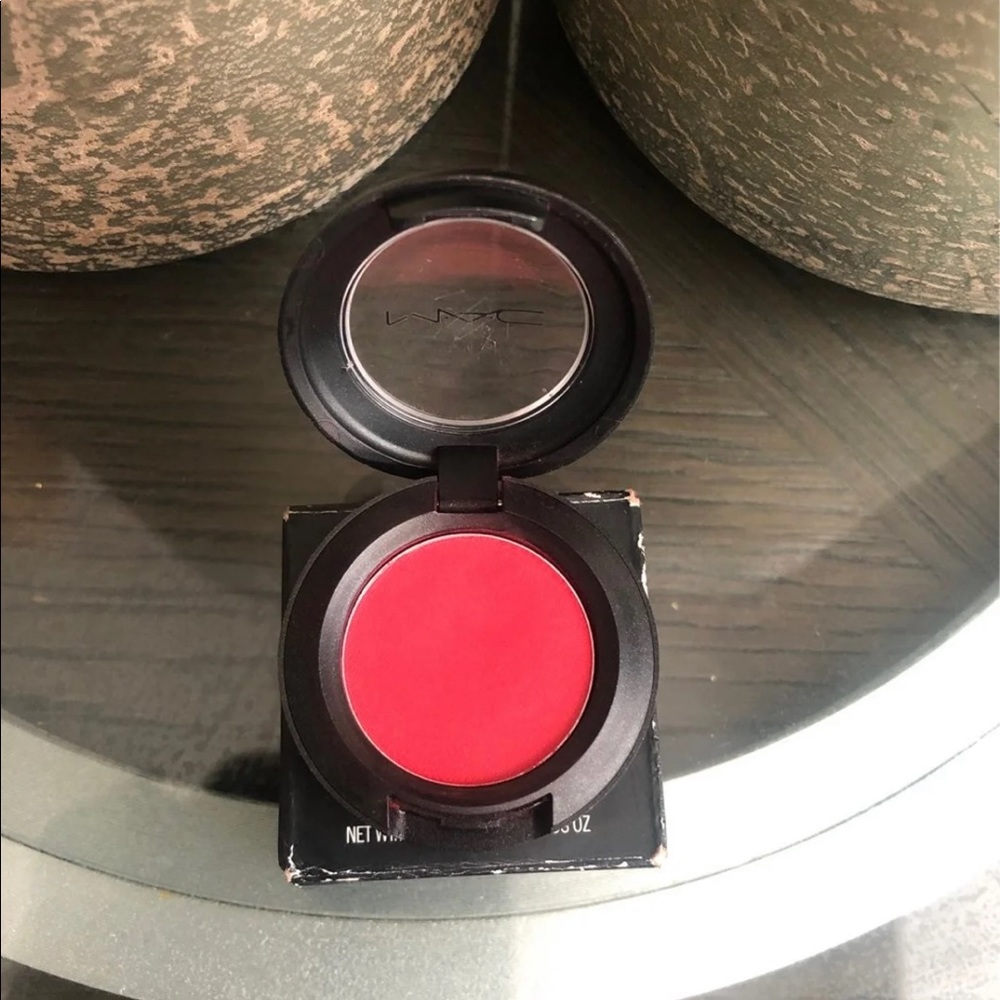 Mac cosmetics  eyeshadow